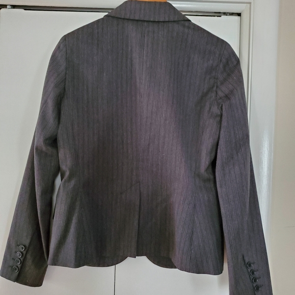 Herringbone Gray Blazer - Picture 3 of 3